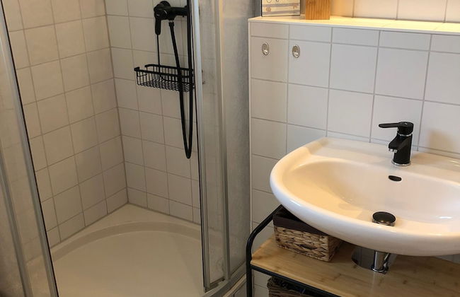 Serene Waterview Retreat 2 Bedrooms in Mönkebude, Germany - Foto 10