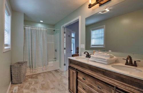 Covered Deck, Grill and Game Room Gilford House! - Foto 16