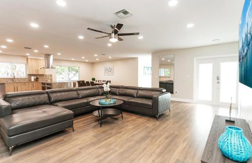 Luxury 5BR Villa Heated Pool near Beach & Casino - Foto 4