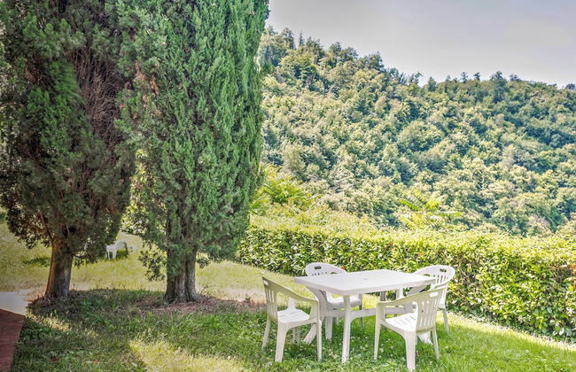 Appealing Home With Pool - Foto 27