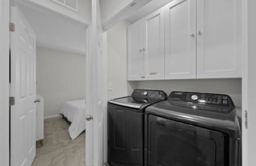 Brand New beautiful house with a luxury backyard - Foto 26