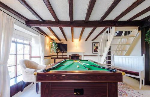 Spacious 5BR Home w/Game Room - Foto 1