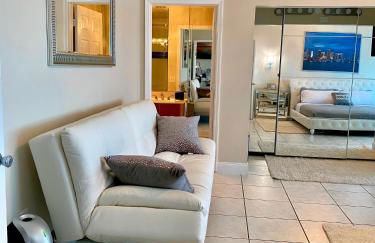 Castle Beach Resort Condo - Panoramic Large Penthouse or Deluxe 1 BR Direct Ocean View and beach access- Updated-Free parking- - Photo 53