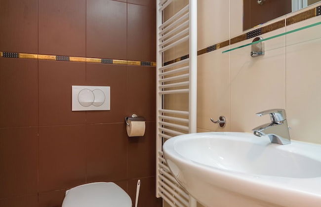 Premium Levant 212 Marina Apartment - Photo 24