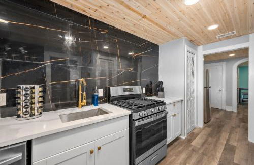 Quirky & Chic 3BR in Montrose - Perfect for Families & Groups - Foto 18