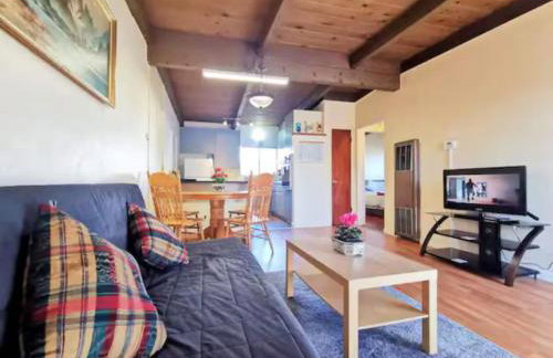 New 2BR Home w Parking Laundry in 580-80 - Foto 12