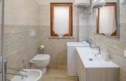 Lovely Home In Gualdo Cattaneo - Foto 17