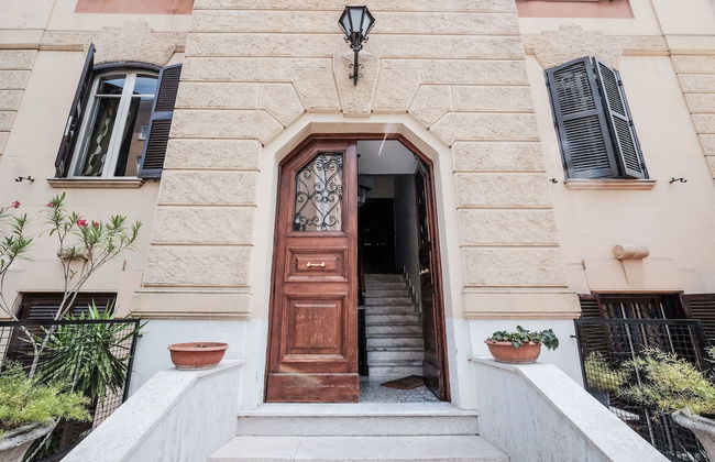 Lush Garden Steps Away from Great Park - Foto 36