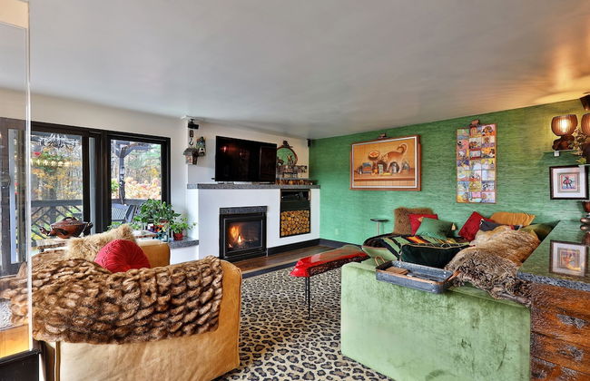 The Green House: Killington's Most Unique Ski Home 4 Bedroom Home - Foto 1