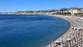 COURS SALEYA Renovated 3 Bedrooms 1 min to Beach Air Conditioning - Foto 3