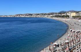 COURS SALEYA Renovated 3 Bedrooms 1 min to Beach Air Conditioning - Foto 3