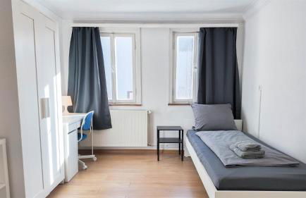 ALFA 4 Zimmer-Apartment Kornwestheim bei Stuttgart Zentral 5 Betten l Bad Küche WLAN WM l LANGZEITAUFENTHALTE l Bath Kitchen 5 Beds WIFI WM l LONG STAY - Foto 5