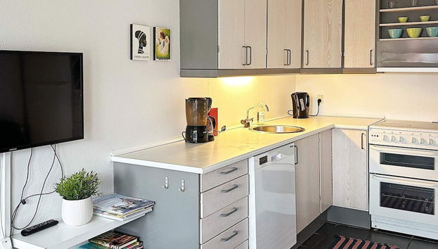 6 Person Holiday Home in Hadsund - Foto 5, Cocina privada