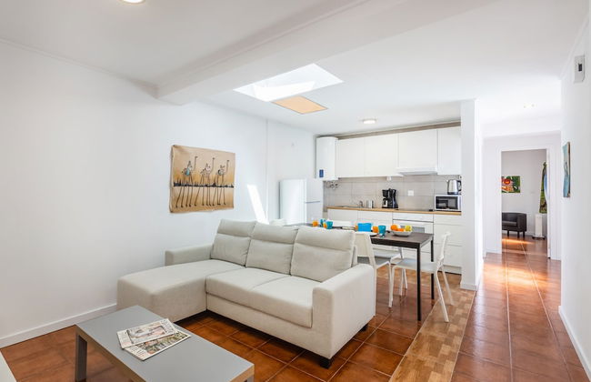 Live Laugh Love Beach Guest Home with AC - Photo 57