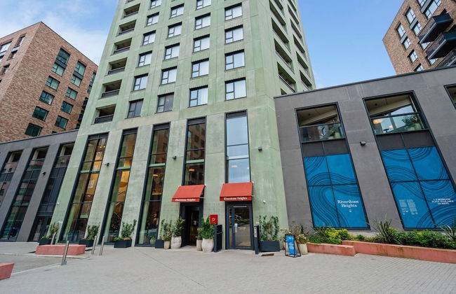 Stunning Two-bedroom Apartment With a Balcony - Foto 45