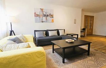 Modern 3 Bed Flat - Beaches, Expo & City Fun - Your Gateway to Lisbon - Foto 1
