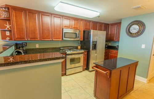 Waterscape C605 - Top Floor Beach Views - Free Beach Service - Interior Facing! - Foto 12