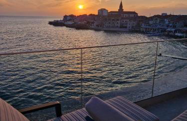 Calypso Residence - Photo 1