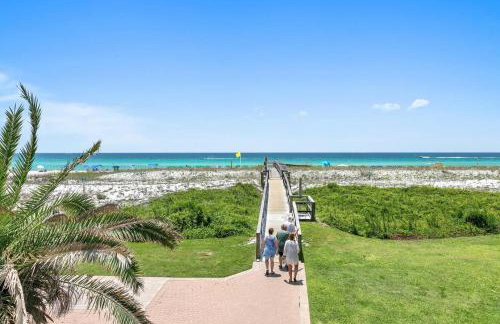 Destin on the Gulf 205 - Updated Gulf Front Property with Free Beach Service - Foto 46