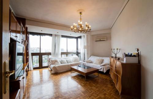 Awesome apartment center Valencia - Photo 1