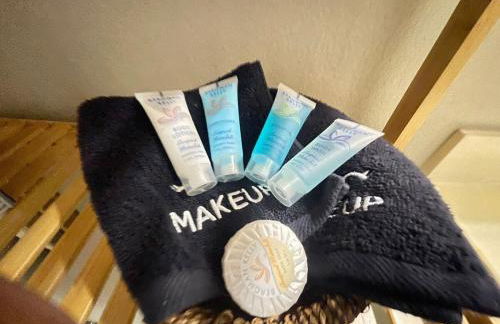 Peaceful Haven 2BR 1BA in Quiet Neighborhood - Foto 23