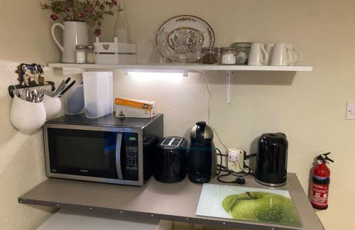 Warrenpoint Gate lodge - Photo 5