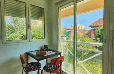 Studio près mer et aéroport - Studio near sea and airport - Photo 10