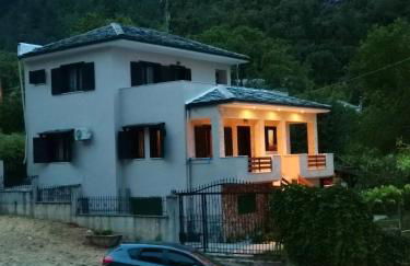 Villa Malila - Foto 1