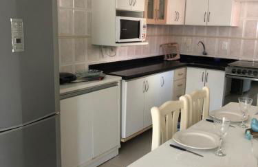 Praia de Quatro Ilhas a 50 metros do mar - Photo 66