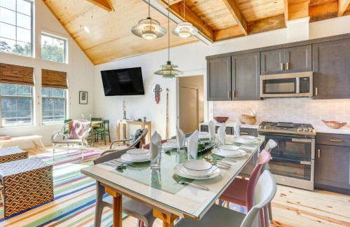 New 3BR Lakefront Home w Dock and Fishing Pond - Foto 13