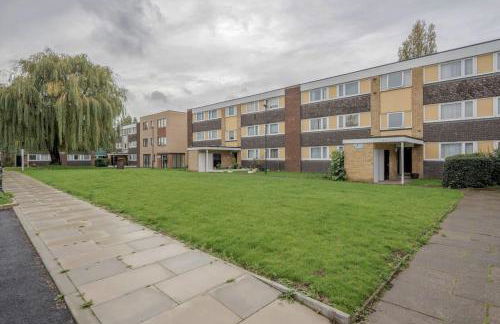 Lovely 2-Bedroom Condo With Balcony and Park View - Foto 19