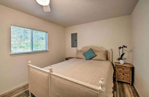 Beautiful Cabin Rental with Private Hot Tub on the Skykomish River in Washington - Foto 14