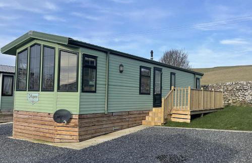 Immaculate 2-Bed Static Caravan at Monrieth - Photo 1