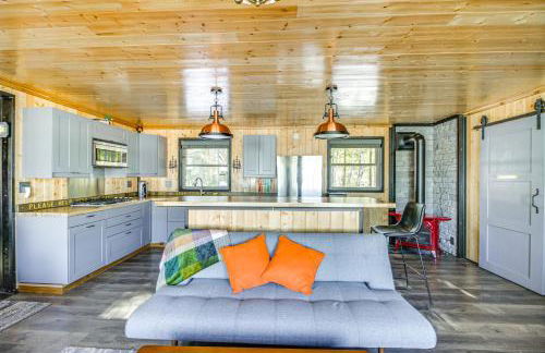 Lakefront Cabin on Lake Vermilion with Large Dock - Foto 5