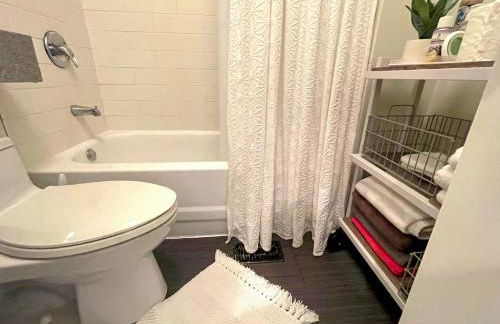 Wrigleyville Friends Unit - 5bdrm - Foto 15