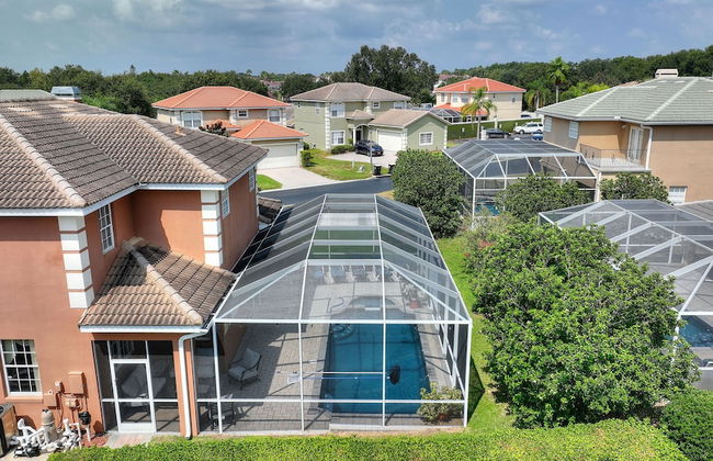 6 Bedroom Premium Home With Pool, Spa and Games Room #800 - Photo 34