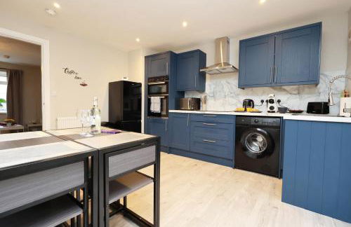 Perfect Booking 2 Bed Home in Merthyr Tydfil - Photo 14