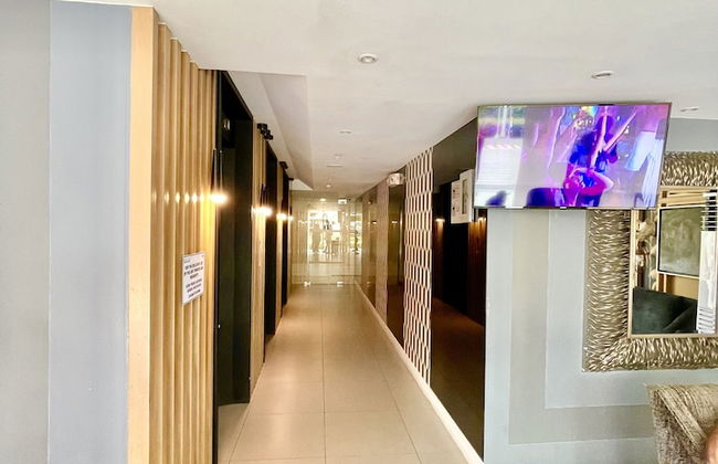 Azure Urban Resort by Adam's Crib - Foto 3