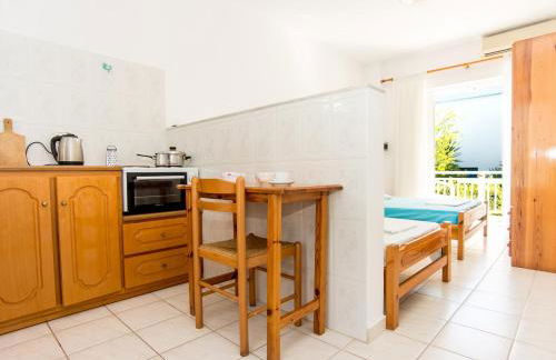 Blue White Apartments - Kefallonia Poolside Retreats - Foto 40