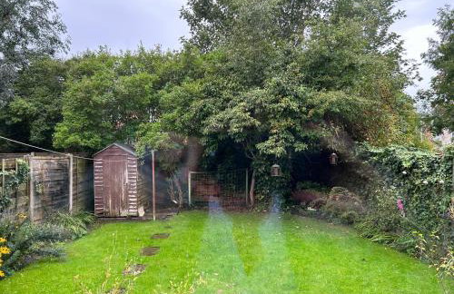 6Guests-Parking-PetsOK-FamilyFriendly-Garden - Foto 5