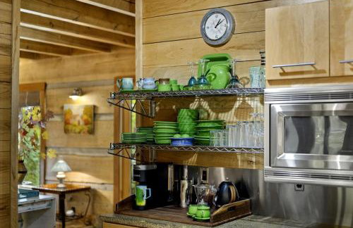 Impressive Log Cabin with Fireplace, Fire Pit and Hot-tub in Unionville, Indiana - Foto 17