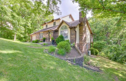 3 Mi to Dtwn Jefferson City Family Home with Deck - Foto 35