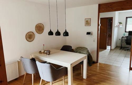 Ruhige Wohnung mit Terrasse - Foto 8