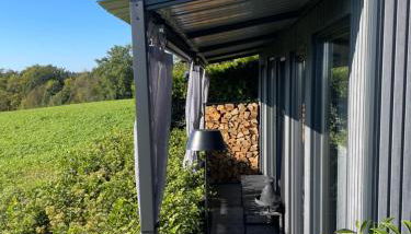 TINY-HOUSE mit Alpen- Stadt- und Poolblick , WLAN - Foto 3