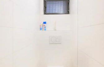 Günstiges grünes Ferienzimmer mit separater moderner Dusche - Foto 10