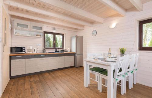 Domek z Ogrodem w Strzeżenicach by Noclegi Renters - Foto 10