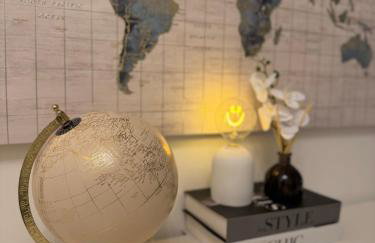 Lux 4 Bedroom House - Jacuzzi Bath Sleeps 9 Free Parking Near Leeds Centre - Foto 27