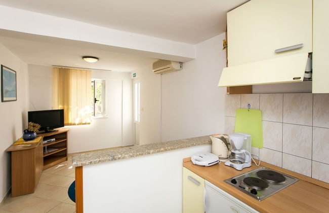 Hrvoje's Place - Photo 16