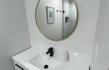 The Vice City Suite - Private stay with Free Parking in the Heart of Miami - Foto 12