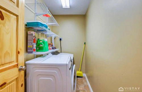 Strawberry Valley Villa -Stunning Views w/ Firepit - Foto 15